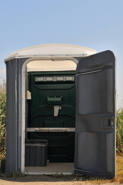 Best Affordable portable toilet rental  in Columbus, MN